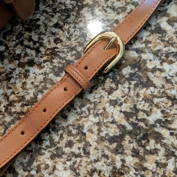 Etienne Aigner Genuine Leather Small Crossbody - Picture 15 of 16